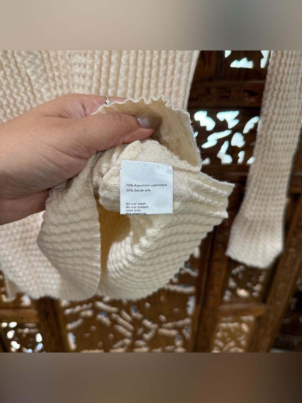 AKRIS Women's Long Sleeve Knit Top - Picture 4 of 9